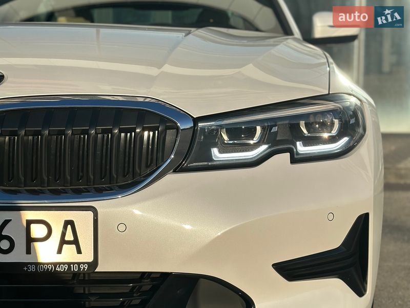 Седан BMW 3 Series 2021 в Харькове