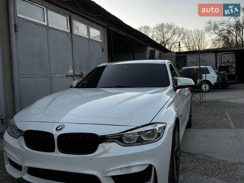 Седан BMW 3 Series 2017 в Ізмаїлі фото Седан BMW 3 Series 2017 в Ізмаїлі