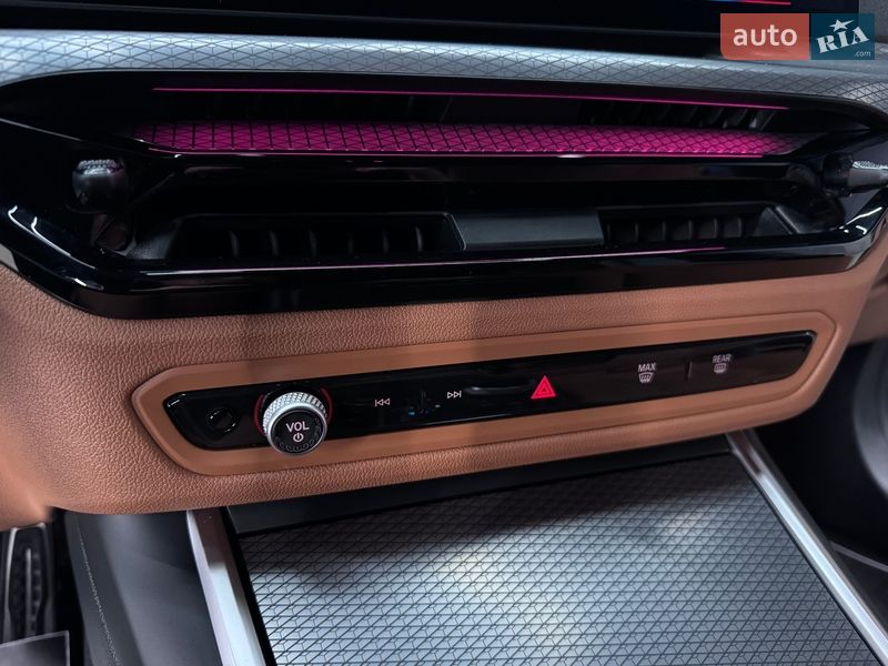 Седан BMW 3 Series 2024 в Киеве фото 59 Седан BMW 3 Series 2024 в Киеве