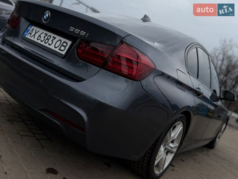 Седан BMW 3 Series 2012 в Харькове