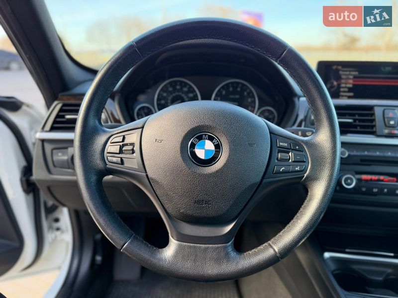 Седан BMW 3 Series 2015 в Днепре