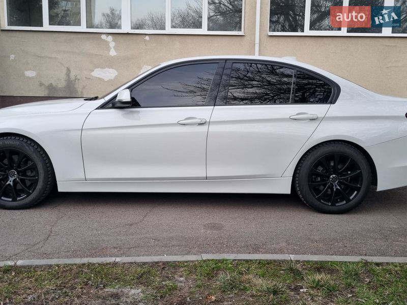 Седан BMW 3 Series 2013 в Черкассах