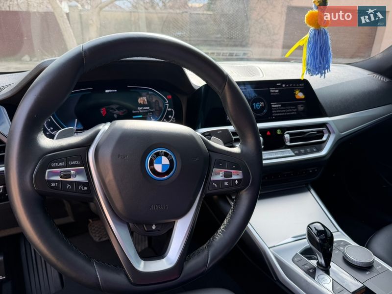 Седан BMW 3 Series 2022 в Одессе фото 9 Седан BMW 3 Series 2022 в Одессе