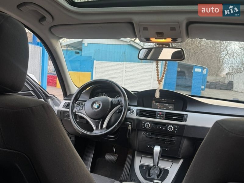 Седан BMW 3 Series 2008 в Одессе