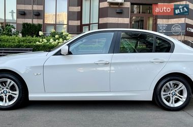 Седан BMW 3 Series 2011 в Києві