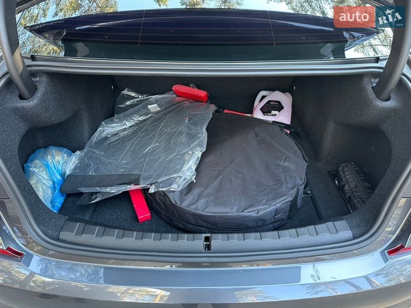 Седан BMW 3 Series 2020 в Броварах