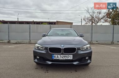 Седан BMW 3 Series 2015 в Киеве
