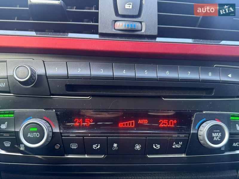 Седан BMW 3 Series 2013 в Ровно