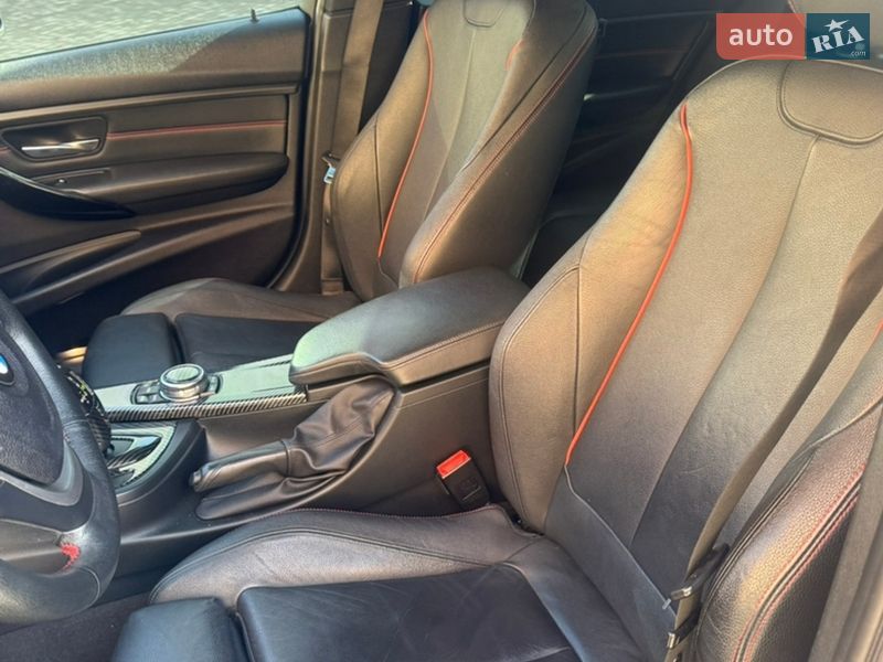 Седан BMW 3 Series 2013 в Ровно