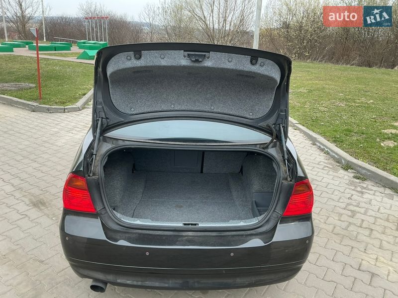 Седан BMW 3 Series 2006 в Ивано-Франковске