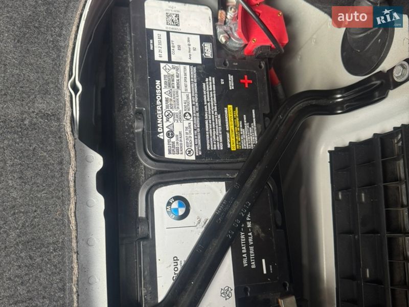 Седан BMW 3 Series 2013 в Новояворівську