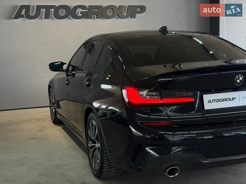 Седан BMW 3 Series 2019 в Одесі
