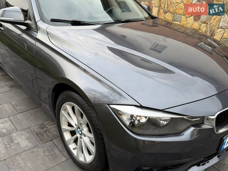 Седан BMW 3 Series 2016 в Івано-Франківську