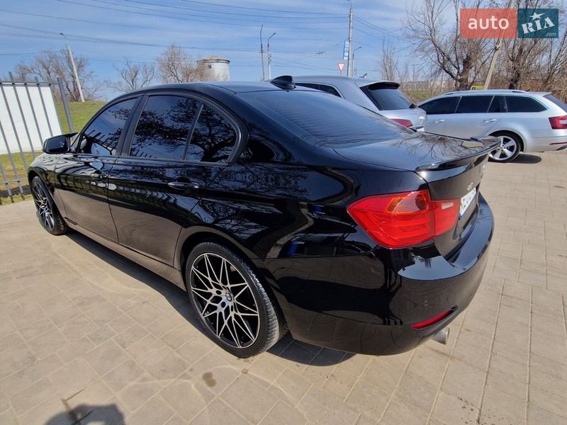 Седан BMW 3 Series 2013 в Кривому Розі