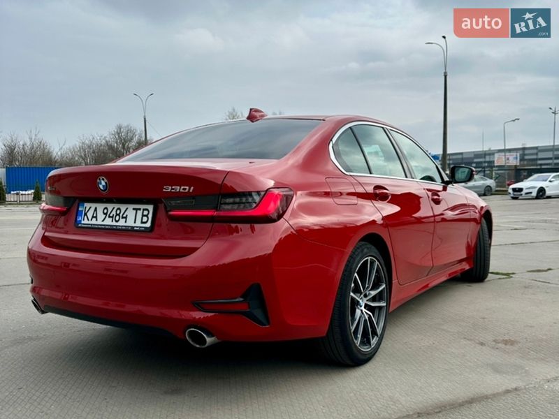 Седан BMW 3 Series 2022 в Киеве