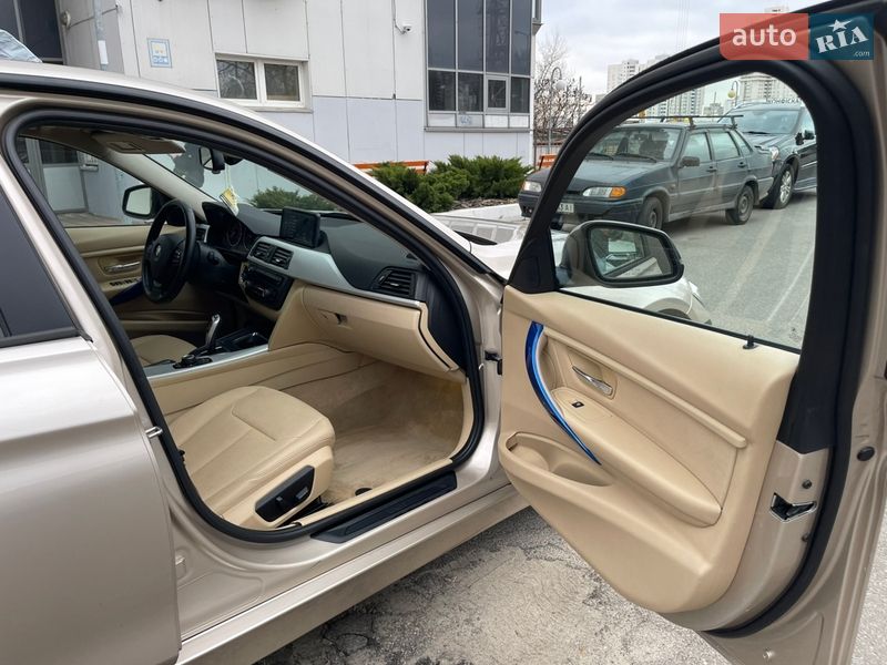 Седан BMW 3 Series 2012 в Киеве