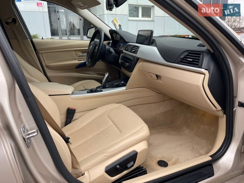 Седан BMW 3 Series 2012 в Киеве
