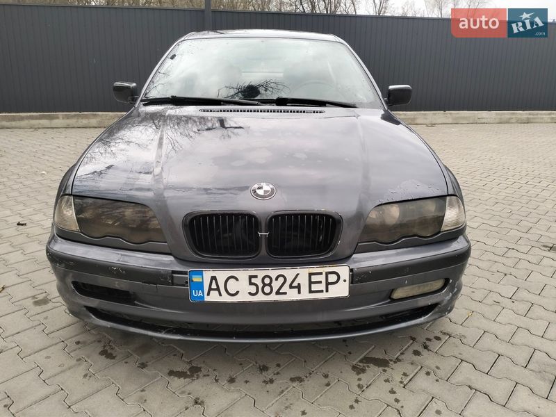 Седан BMW 3 Series 2001 в Черновцах