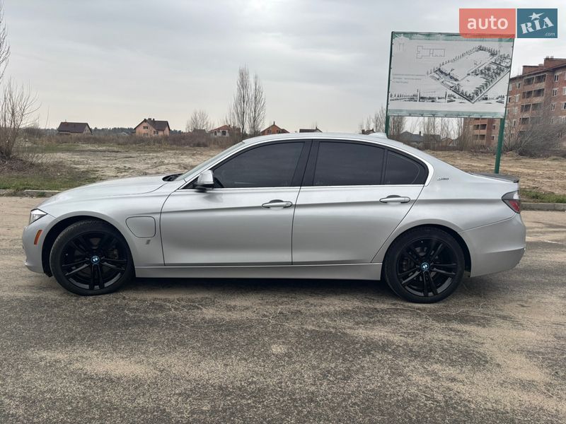 Седан BMW 3 Series 2017 в Киеве фото 4 Седан BMW 3 Series 2017 в Киеве