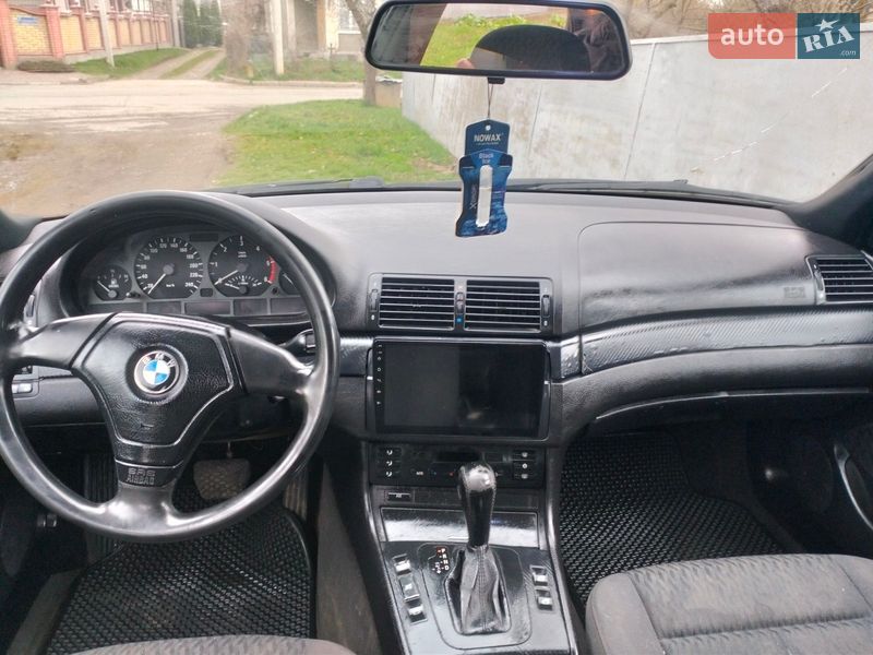 Седан BMW 3 Series 2001 в Черновцах