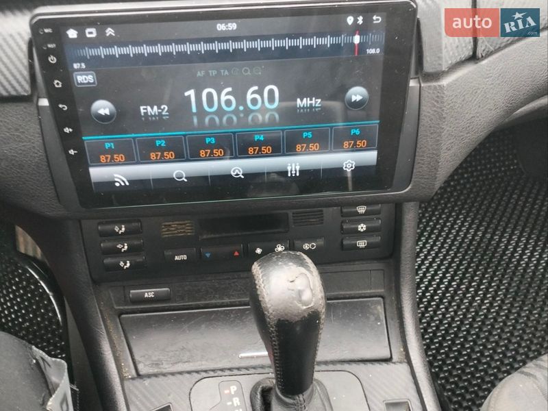 Седан BMW 3 Series 2001 в Черновцах