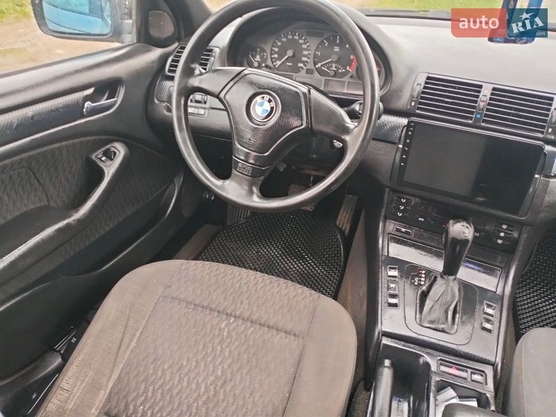 Седан BMW 3 Series 2001 в Черновцах