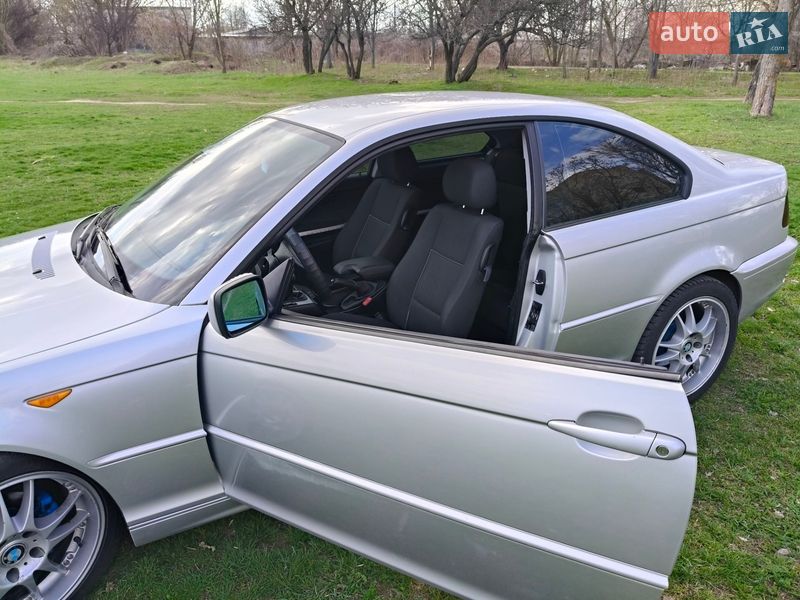 Купе BMW 3 Series 2004 в Запорожье