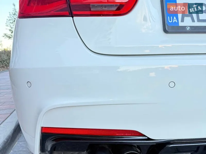 BMW 3 Series 2016 VIN WBA8E5C3XHK388861 фото оголошення 8 з 67