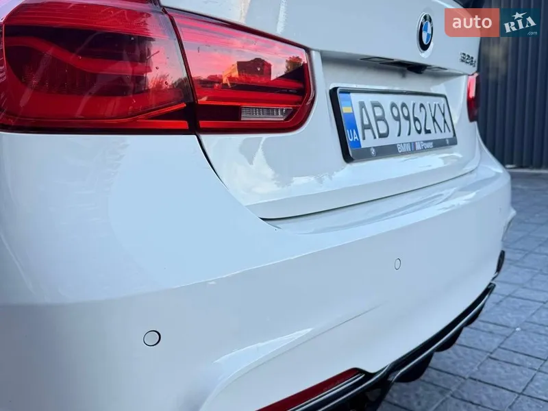 BMW 3 Series 2016 VIN WBA8E5C3XHK388861 фото оголошення 9 з 67