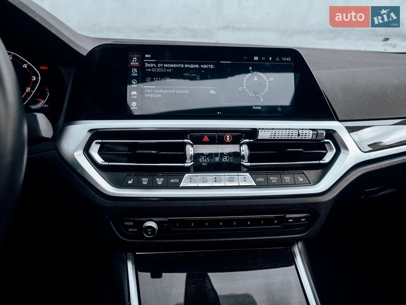 Седан BMW 3 Series 2019 в Киеве