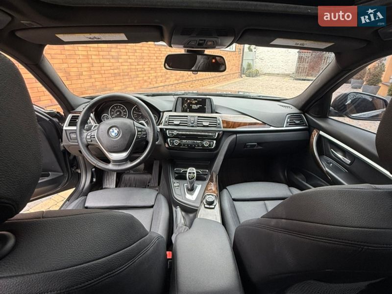 Седан BMW 3 Series 2017 в Фастові