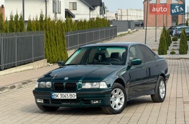 Седан BMW 3 Series 1997 в Луцьку