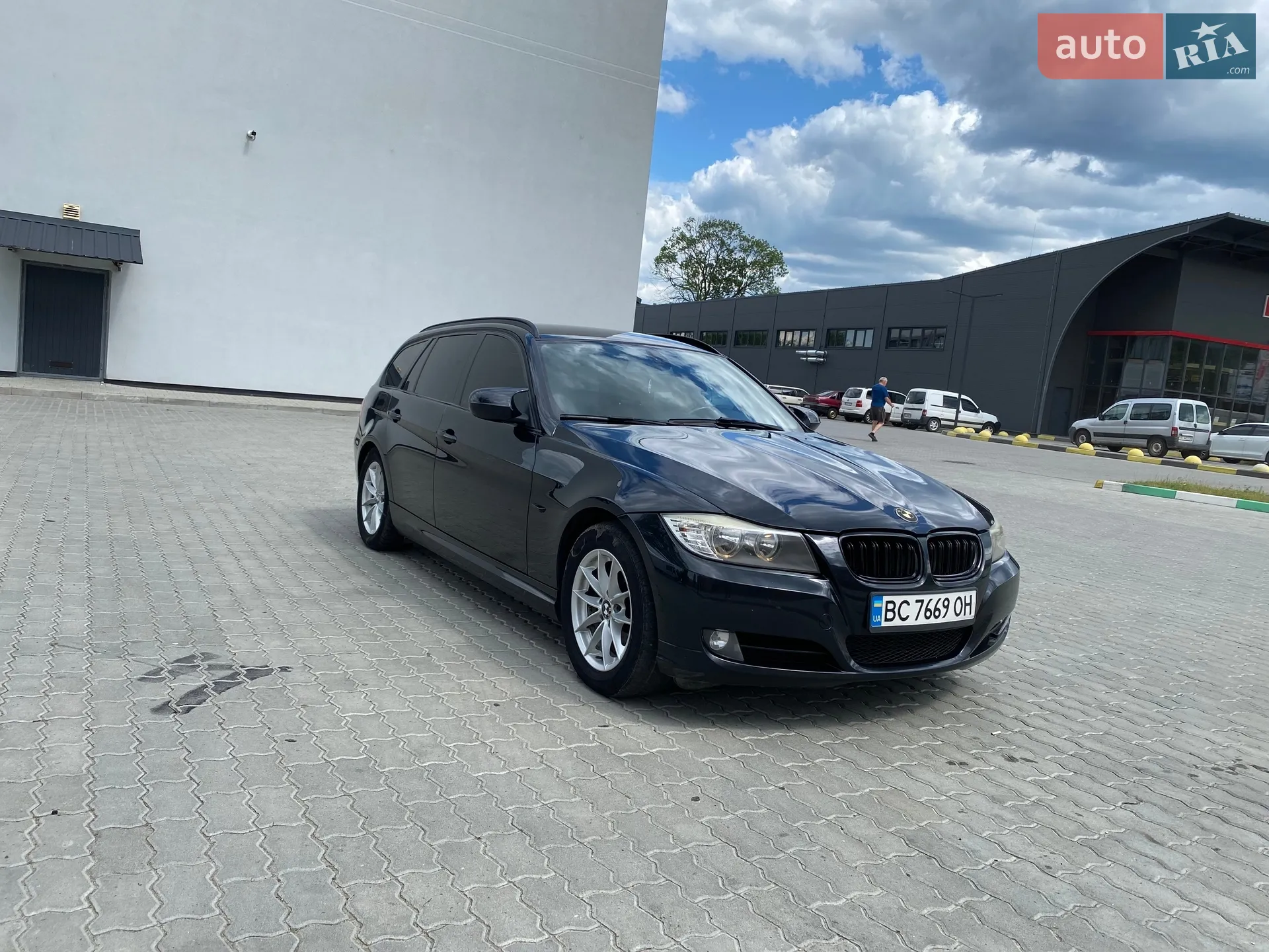 2011 BMW 3er - мініатюра 4