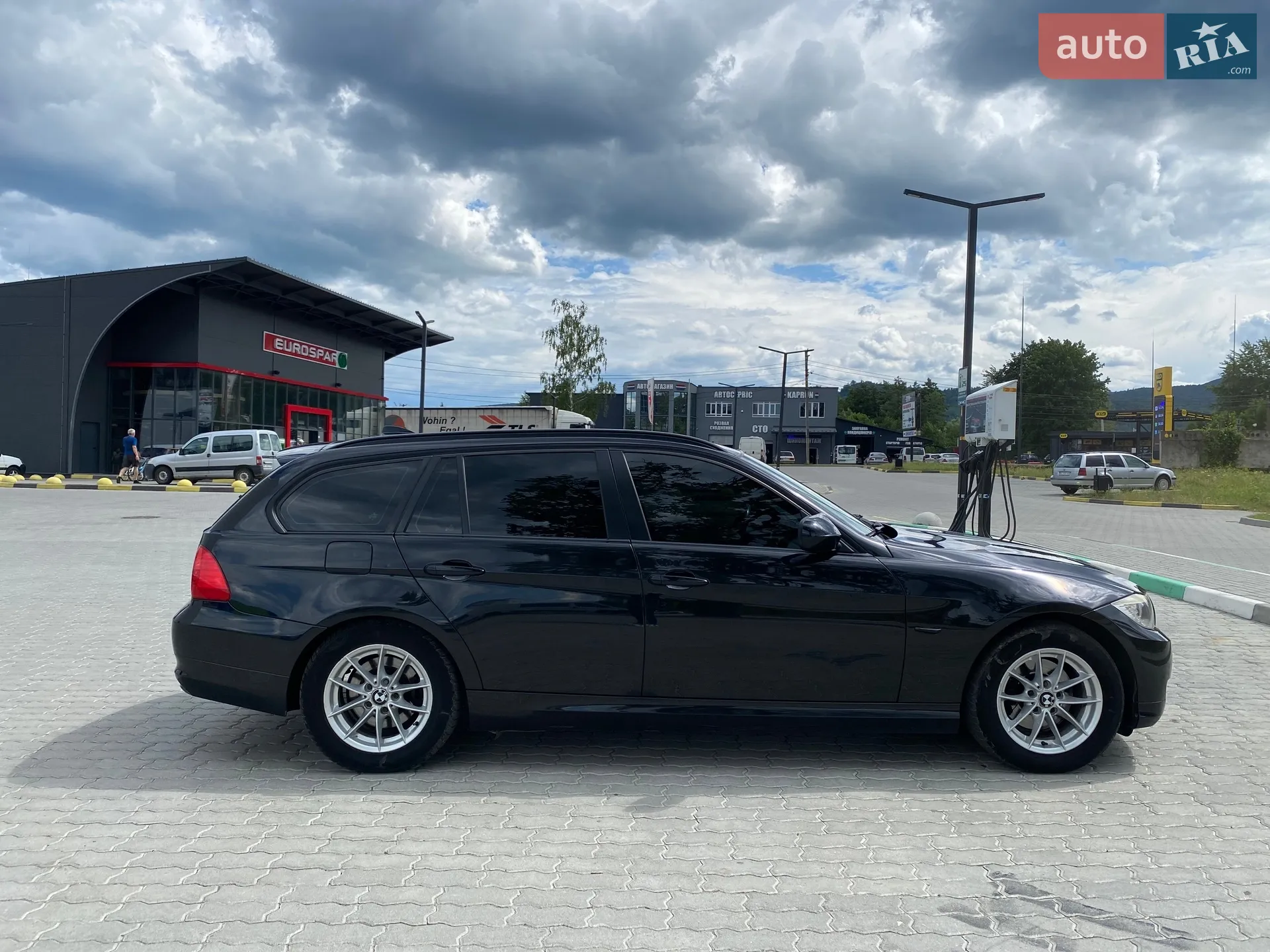 2011 BMW 3er - мініатюра 6