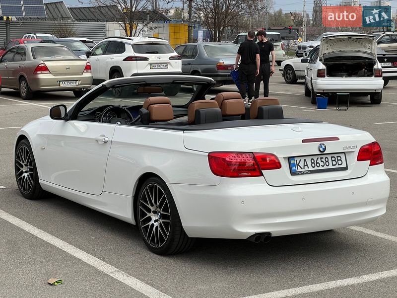 Кабриолет BMW 3 Series 2010 в Киеве фото 6 Кабриолет BMW 3 Series 2010 в Киеве