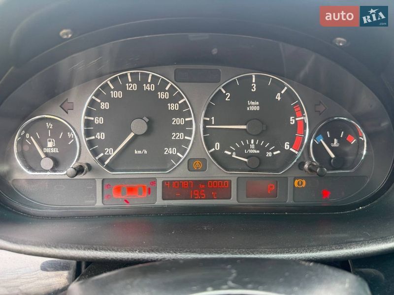 Седан BMW 3 Series 2001 в Харькове