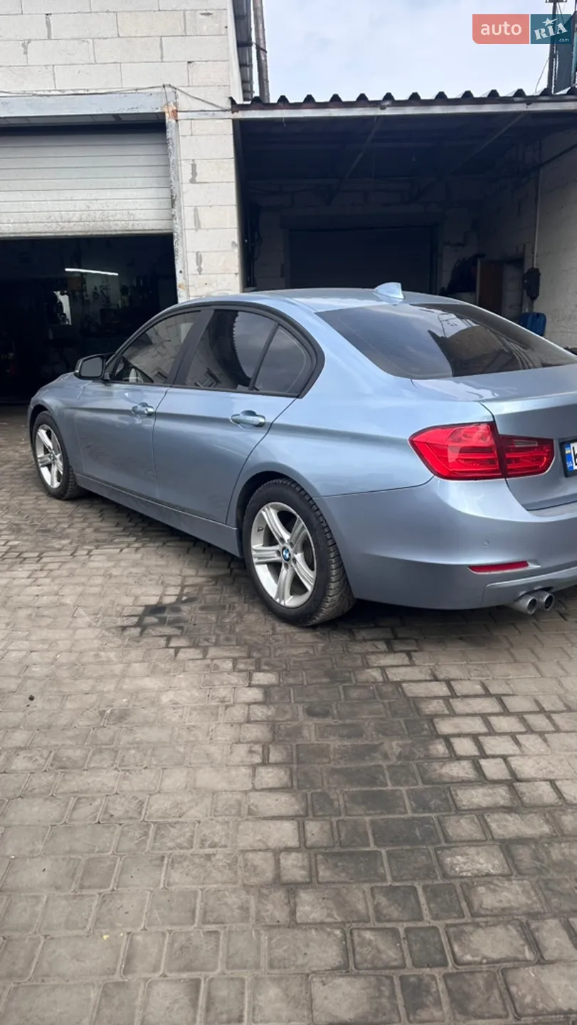 2012 BMW 3er - мініатюра 2