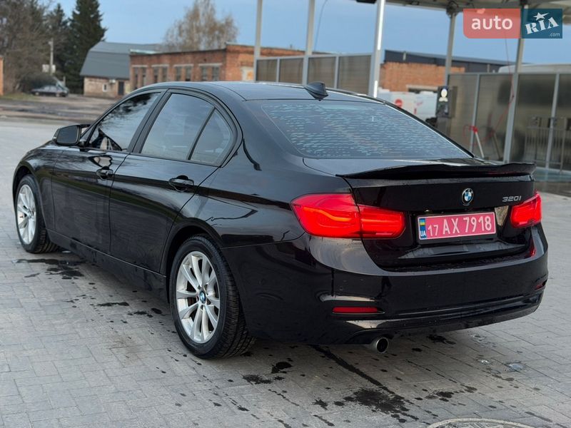 Седан BMW 3 Series 2017 в Лубнах