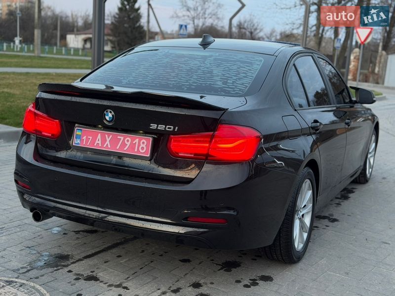 Седан BMW 3 Series 2017 в Лубнах