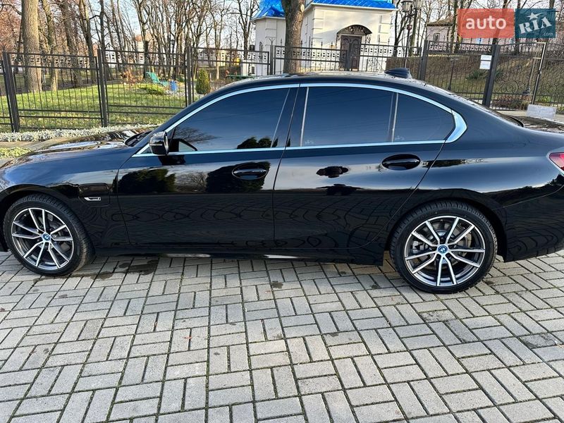 Седан BMW 3 Series 2022 в Киеве фото 15 Седан BMW 3 Series 2022 в Киеве