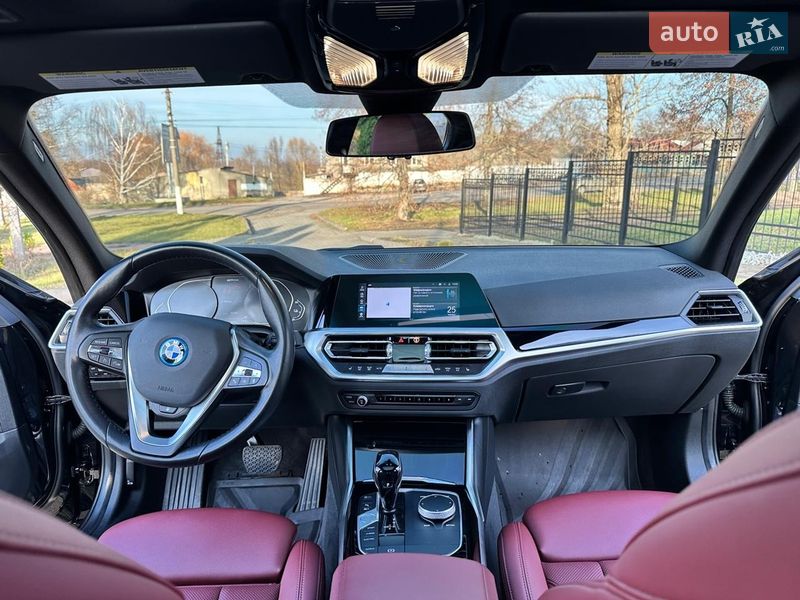 Седан BMW 3 Series 2022 в Киеве фото 34 Седан BMW 3 Series 2022 в Киеве