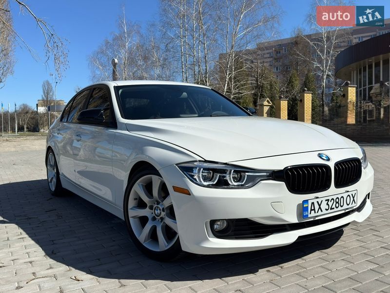 Седан BMW 3 Series 2015 в Харкові