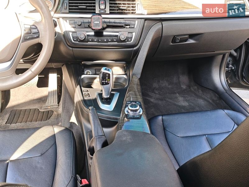 Седан BMW 3 Series 2012 в Киеве