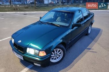 Седан BMW 3 Series 1995 в Житомире
