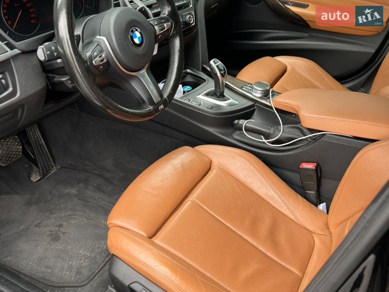 Седан BMW 3 Series 2017 в Ковелі