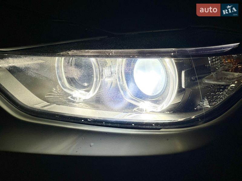Седан BMW 3 Series 2013 в Ірпені