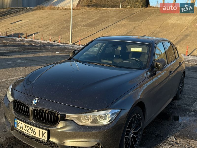 Седан BMW 3 Series 2015 в Киеве