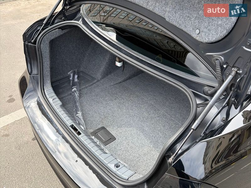 Седан BMW 3 Series 2010 в Одесі фото 9 Седан BMW 3 Series 2010 в Одесі