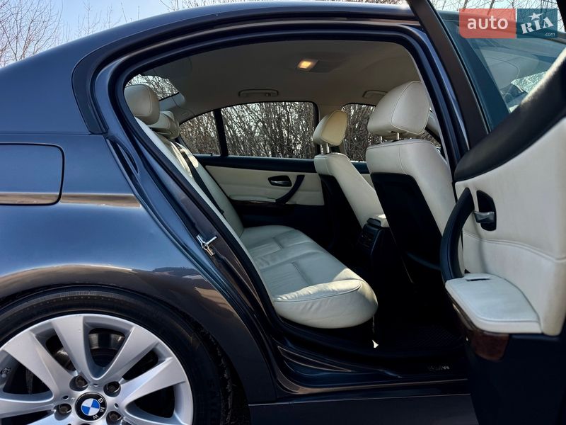 Седан BMW 3 Series 2005 в Києві