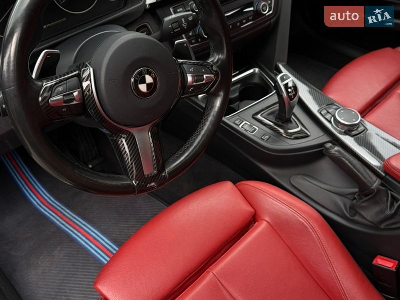 Седан BMW 3 Series 2015 в Харкові